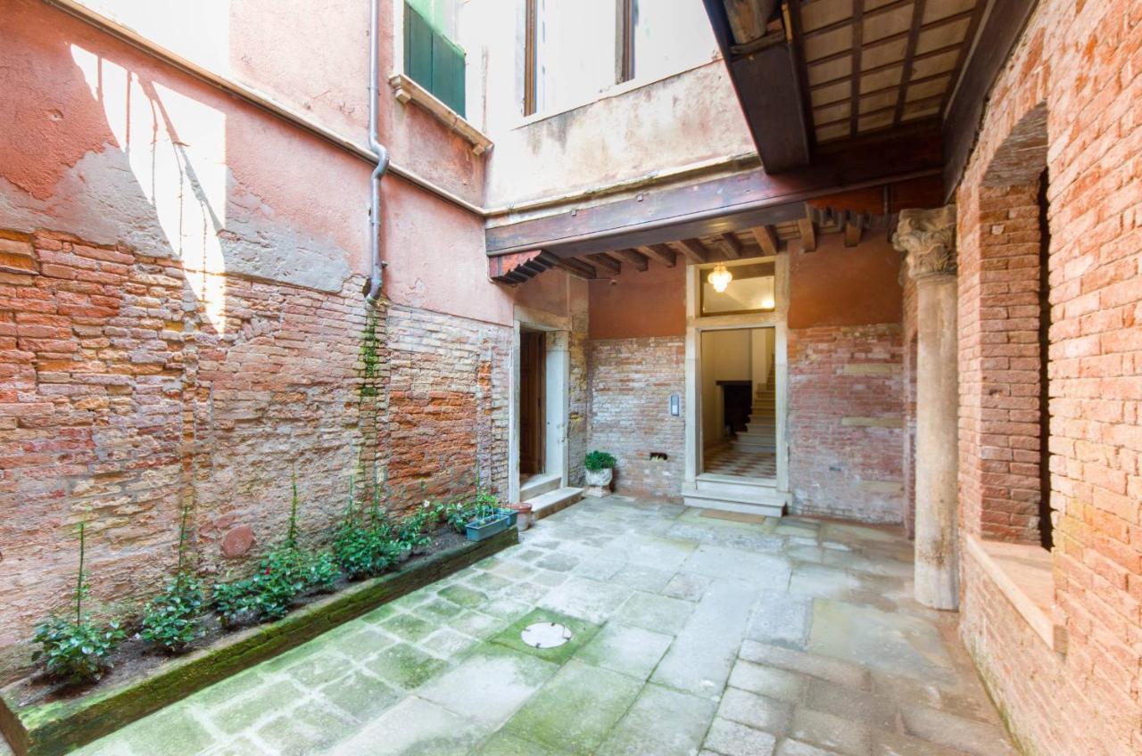 Residenza La Torretta Apartment Venice Luaran gambar